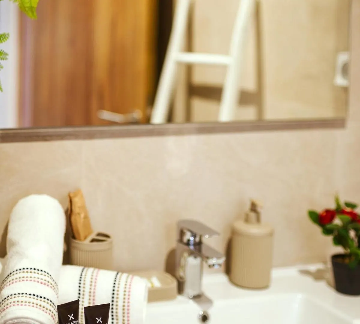 Apartament Livia Cosy - Clim, Wifi, Jardin A 10Min De L'Aeroport Marrakesz